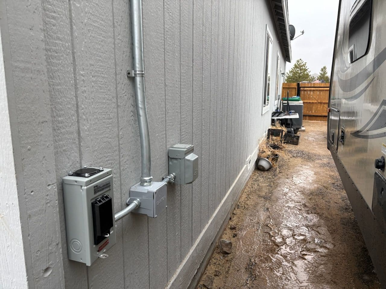 Project Outdoor Lighting Enhances RV Adventures image